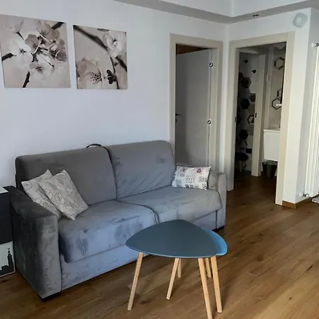 Apartment Lo Peyo Avise